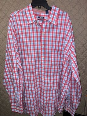 IZOD Men's Red and Blue Plaid Button-Down Shirt
